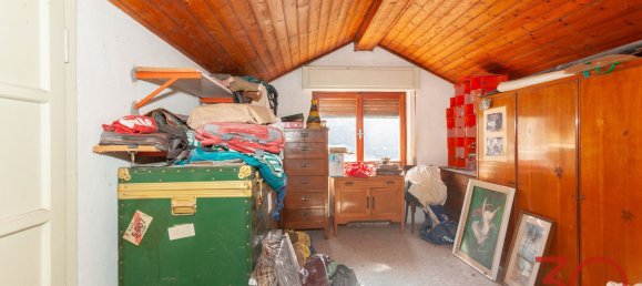 8-salle Villa à Orino, Italy No. 69009 39