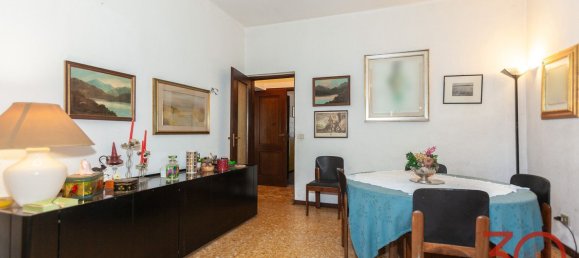 8-salle Villa à Orino, Italy No. 69009 18
