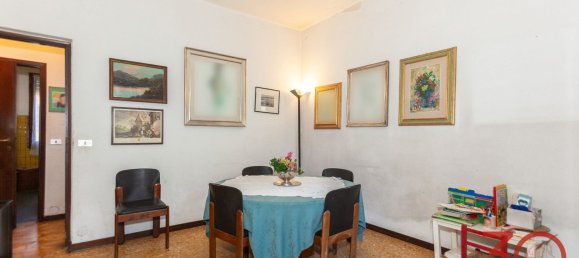 8-salle Villa à Orino, Italy No. 69009 17