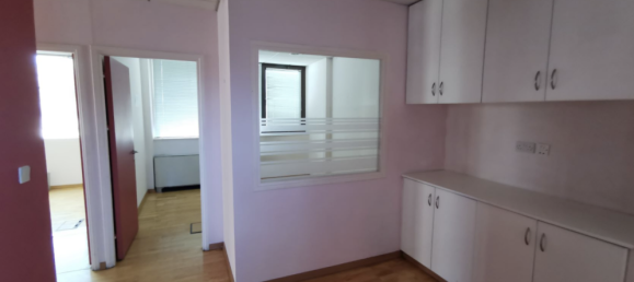 1580 m² oficina en venta en Strovolos, Nicosia, Cyprus № 174414 19