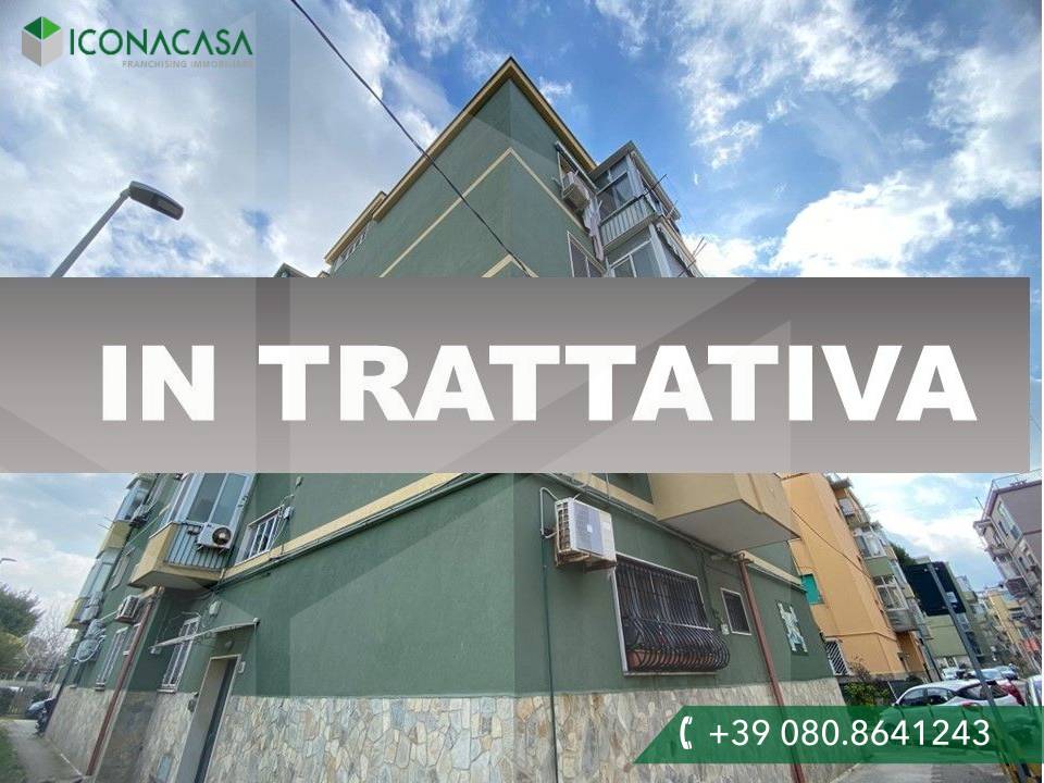 Apartamento de 3 habitaciónes en Bari, Italy No. 17352