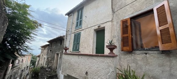 2 bedrooms House in Longobardi, Italy No. 320522 4