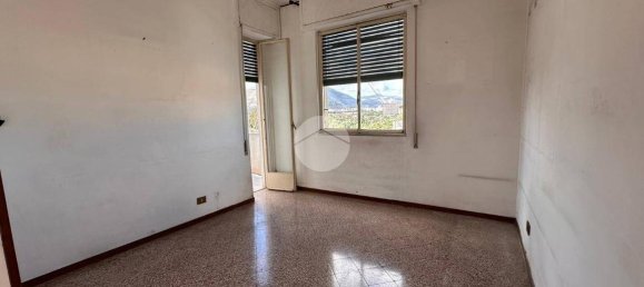 2 bedrooms Apartment in Palermo, Italy No. 214994 11
