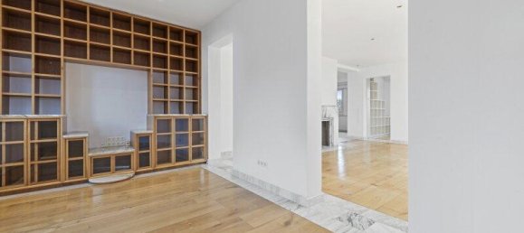 6-Zimmer Doppelhaus in Alsergrund, Austria, Nr. 259266 20