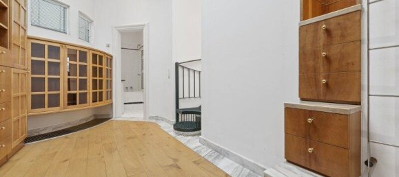 6-Zimmer Doppelhaus in Alsergrund, Austria, Nr. 259266 43