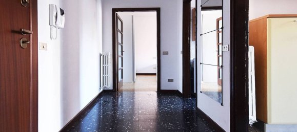 1 chambre Appartement à Milan, Italy No. 330979 16