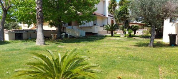 4-salle Villa à Nettuno, Italy No. 68486 3