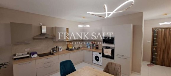 2 chambres Appartement à Saint Paul's Bay, Malta No. 4989 3