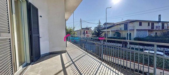 5 rooms Villa in Saviano, Italy No. 37322 63