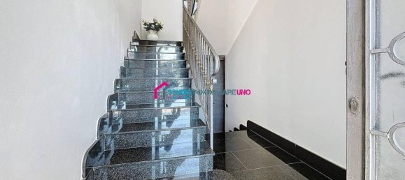 5 rooms Villa in Saviano, Italy No. 37322 47