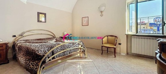 5 rooms Villa in Saviano, Italy No. 37322 72