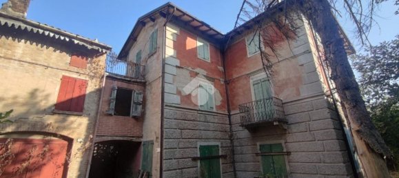 8 rooms Villa in Sassuolo, Italy No. 105420 17