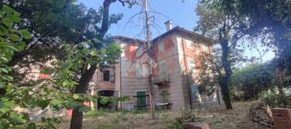8 rooms Villa in Sassuolo, Italy No. 105420 7
