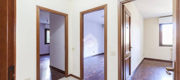 3 غرف نوم شقة في Rome, Italy رقم 222773 13