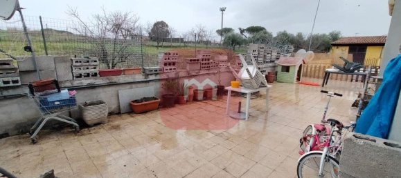 3 rooms Apartment in Rome, Italy No. 205182 8