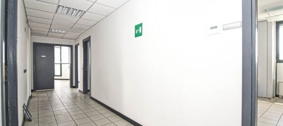 5-Zimmer Büro in Modena, Italy, Nr. 381925 16