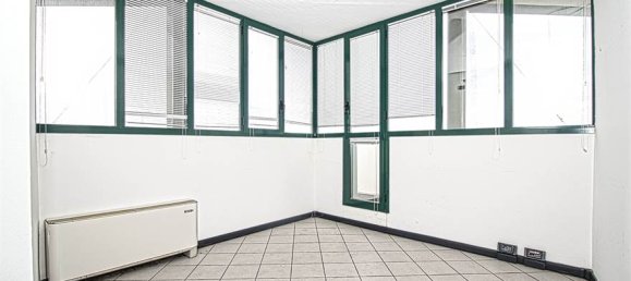 5-Zimmer Büro in Modena, Italy, Nr. 381925 24