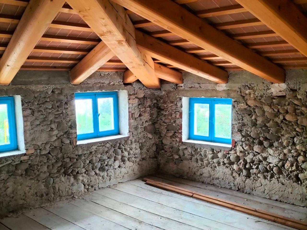 Дом с 6 комнатами в Пове дель Граппа, Италия № 114109