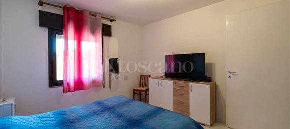 4 Schlafzimmer Villa in Pordenone, Italy, Nr. 319518 8