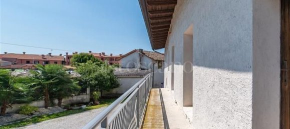 4 Schlafzimmer Villa in Pordenone, Italy, Nr. 319518 19