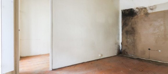 236m² Building in Lisbon, Portugal No. 131118 14