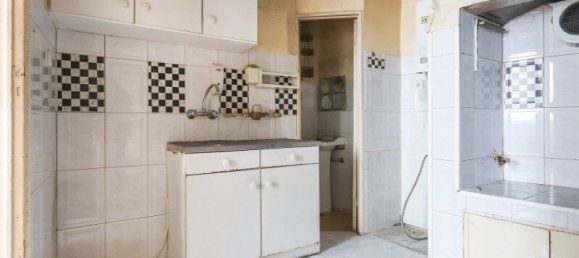 236m² Building in Lisbon, Portugal No. 131118 26