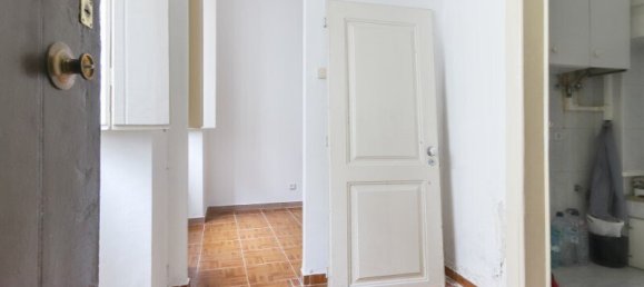 236m² Building in Lisbon, Portugal No. 131118 29