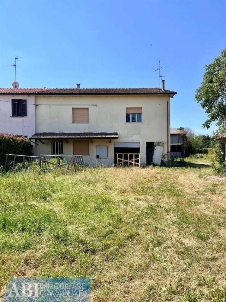 4 bedrooms House in Faenza, Italy No. 66045