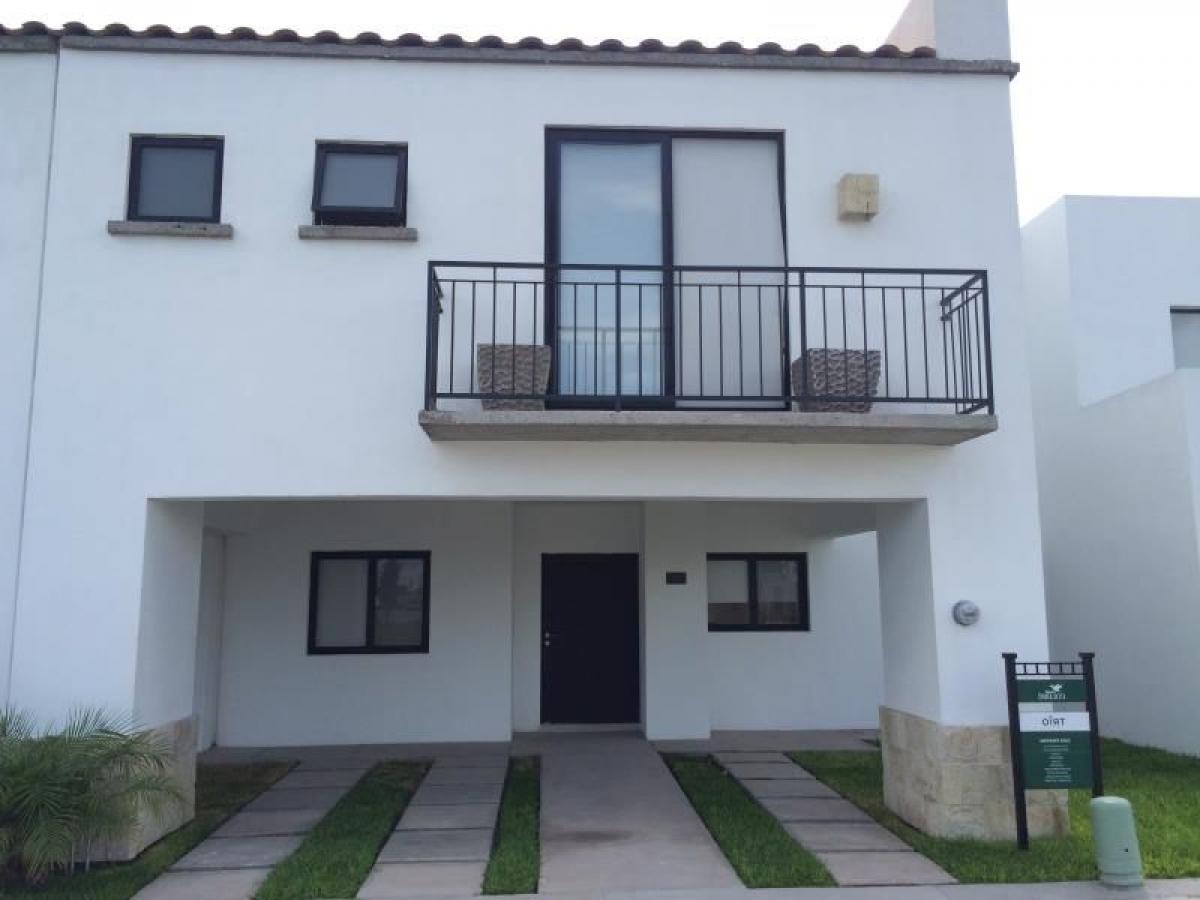 3 bedrooms House in Playa Vicente, Mexico No. 174680