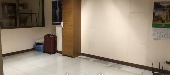 5 bedrooms Commercial property in Bangkok, Thailand No. 24240 3