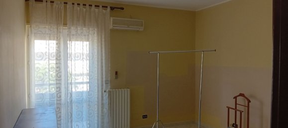 7-salle Appartement à Santeramo in Colle, Italy No. 299334 7