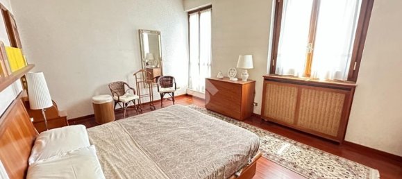 8-salle Maison à Calco, Italy No. 88899 19
