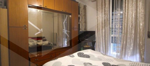 4 rooms Apartment in Pontedera, Italy No. 20070 12