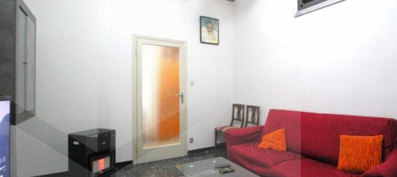 4 rooms Apartment in Pontedera, Italy No. 20070 4