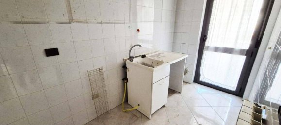 2 rooms Apartment in Bari, Italy No. 35100 11