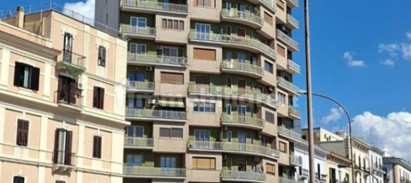 3 bedrooms Apartment in Taranto, Italy No. 268533 3