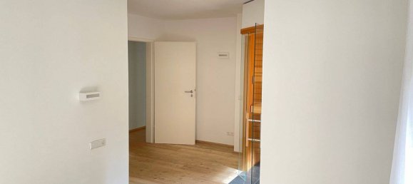 Квартира с 3 комнатами в Эслинген, Германия № 233211 14