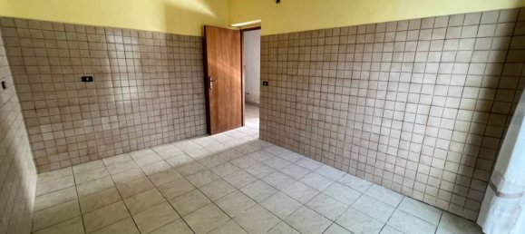 4 Schlafzimmer Haus in Atina, Italy, Nr. 137855 15