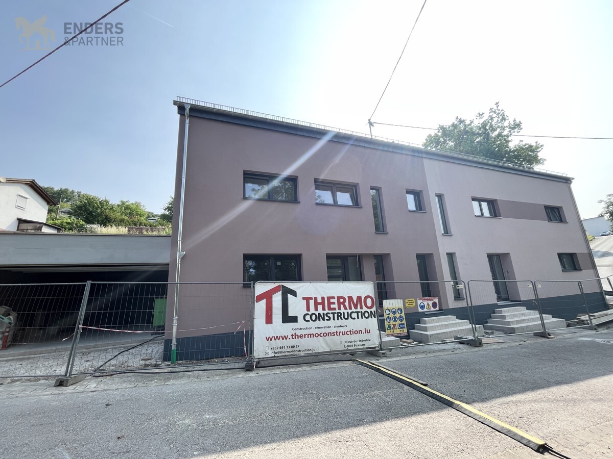 Adosado de 5 dormitorios en Trier-Saarburg, Germany No. 168806