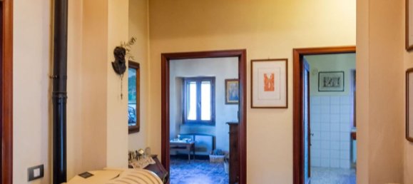 5-salle Appartement à Cortona, Italy No. 87622 22