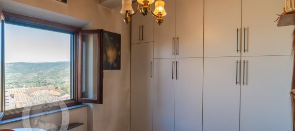 5-salle Appartement à Cortona, Italy No. 87622 18