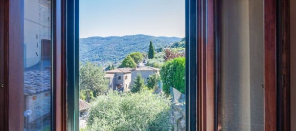 5-salle Appartement à Cortona, Italy No. 87622 4