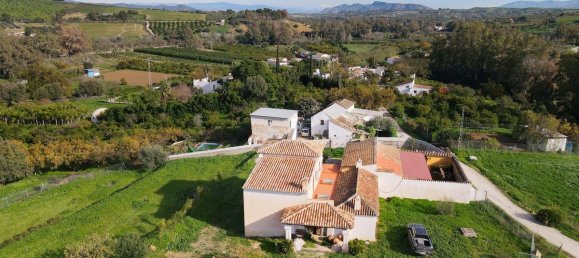 5 Schlafzimmer Villa in Coin, Spain, Nr. 54243 4