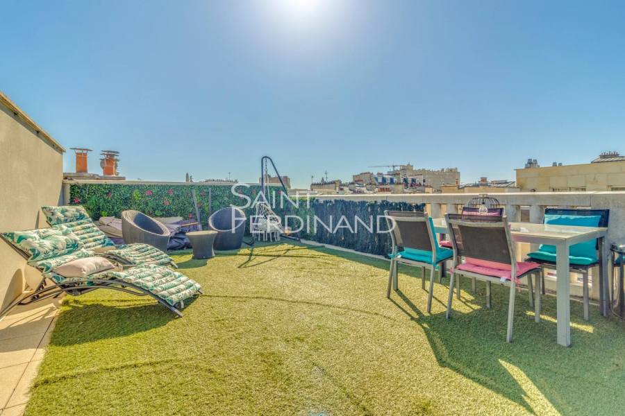 2 Schlafzimmer Doppelhaus in Levallois-Perret, France, Nr. 115944