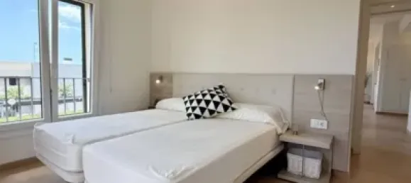 2 bedrooms Penthouse in Campos, Spain No. 173899 7