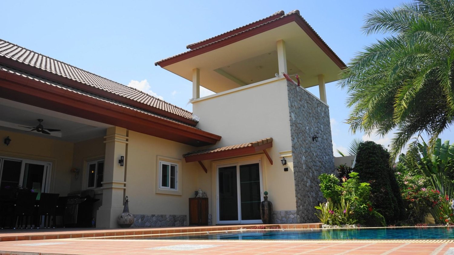4 bedrooms Villa in Sam Roi Yot, Thailand No. 5010