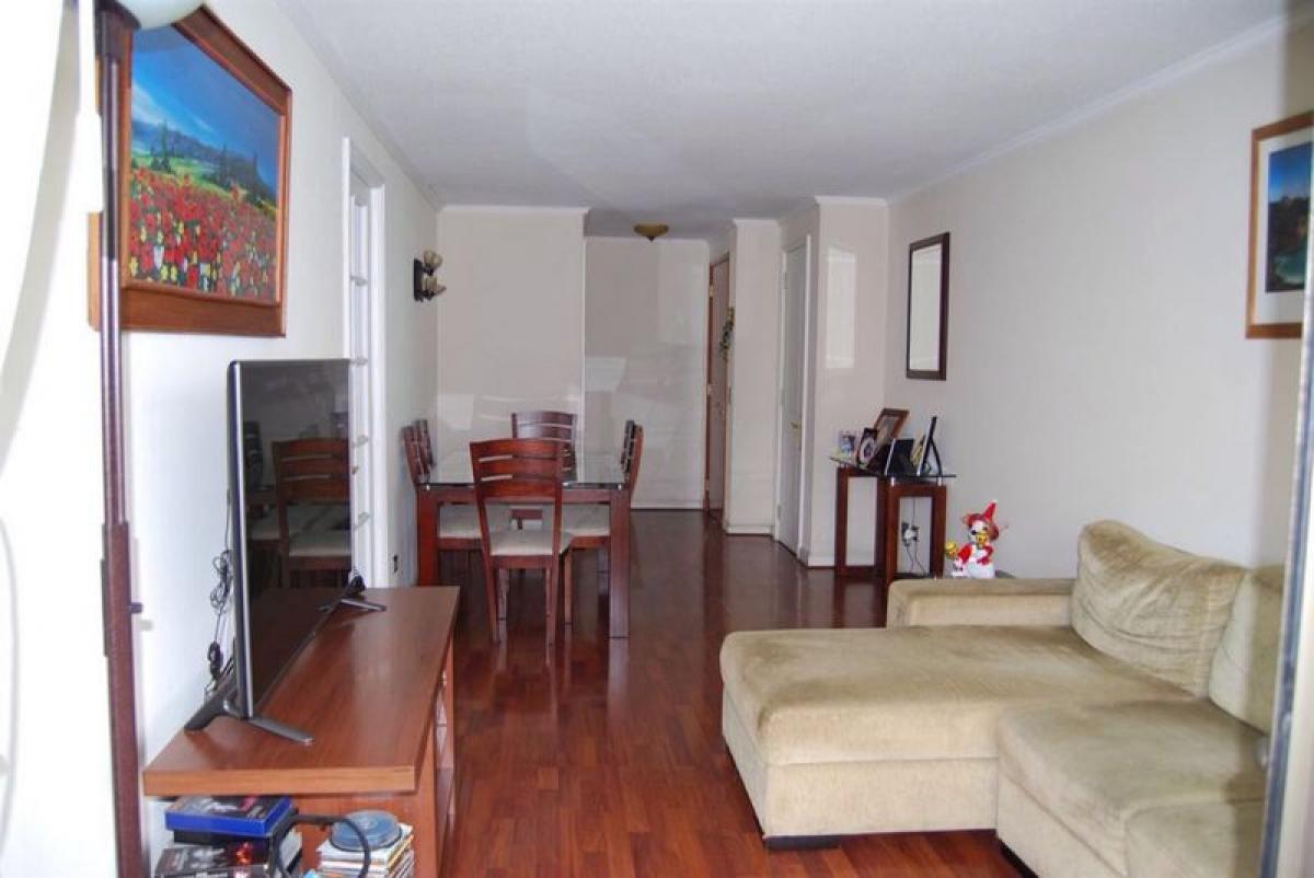 Apartamento de 3 dormitorios en Santiago, Chile No. 4596