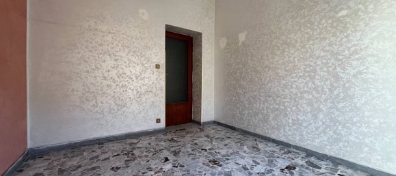 Apartamento de 3 dormitorios en Catanzaro, Italy No. 210989 12
