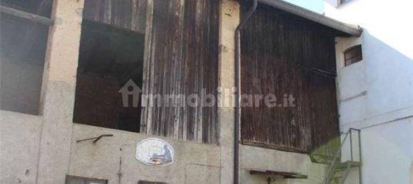 5 rooms House in Vertemate con Minoprio, Italy No. 313136 4