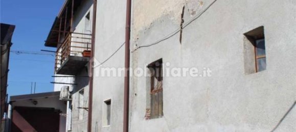 5 rooms House in Vertemate con Minoprio, Italy No. 313136 10